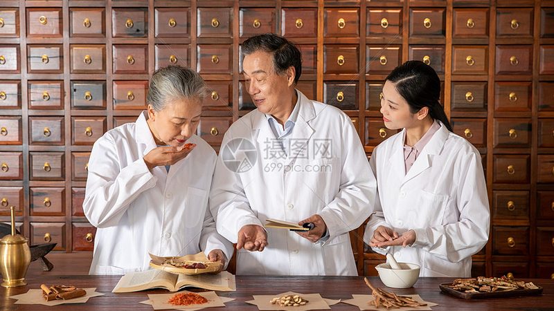 按摩床尺寸揭秘：如何选择适合自己的按摩床